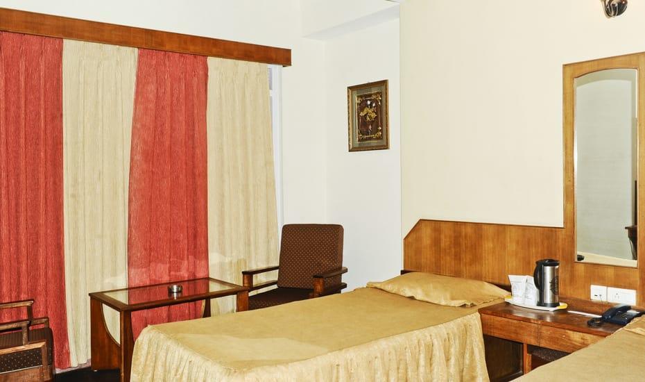 Jain Group Sikkim Continental Hotel Гангток Екстериор снимка