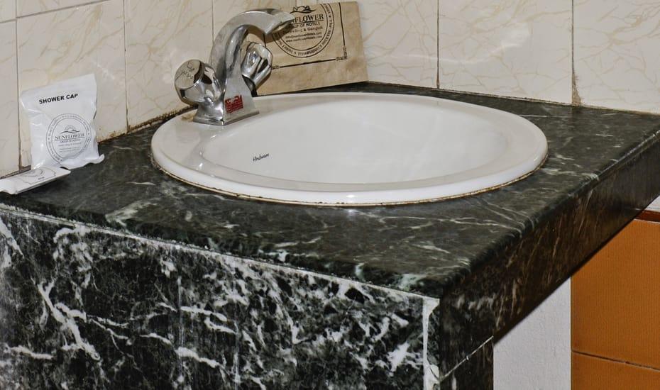 Jain Group Sikkim Continental Hotel Гангток Екстериор снимка